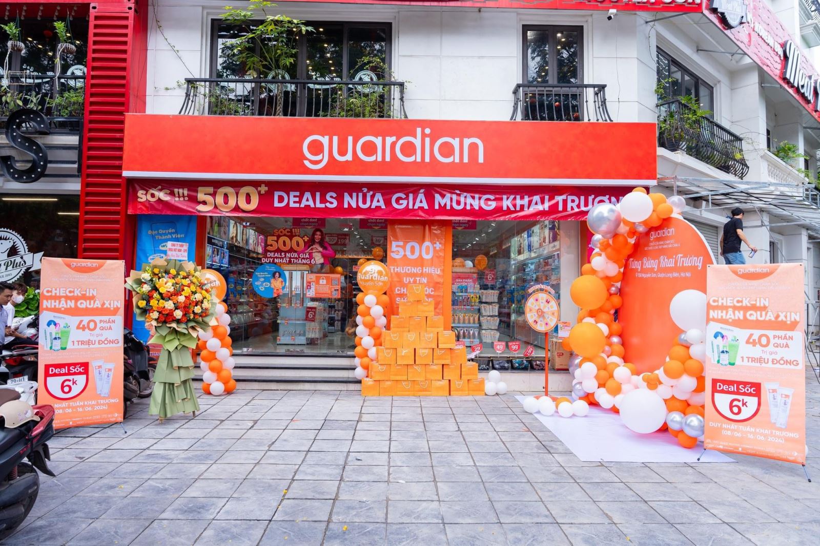 Cửa hàng Guardian 
